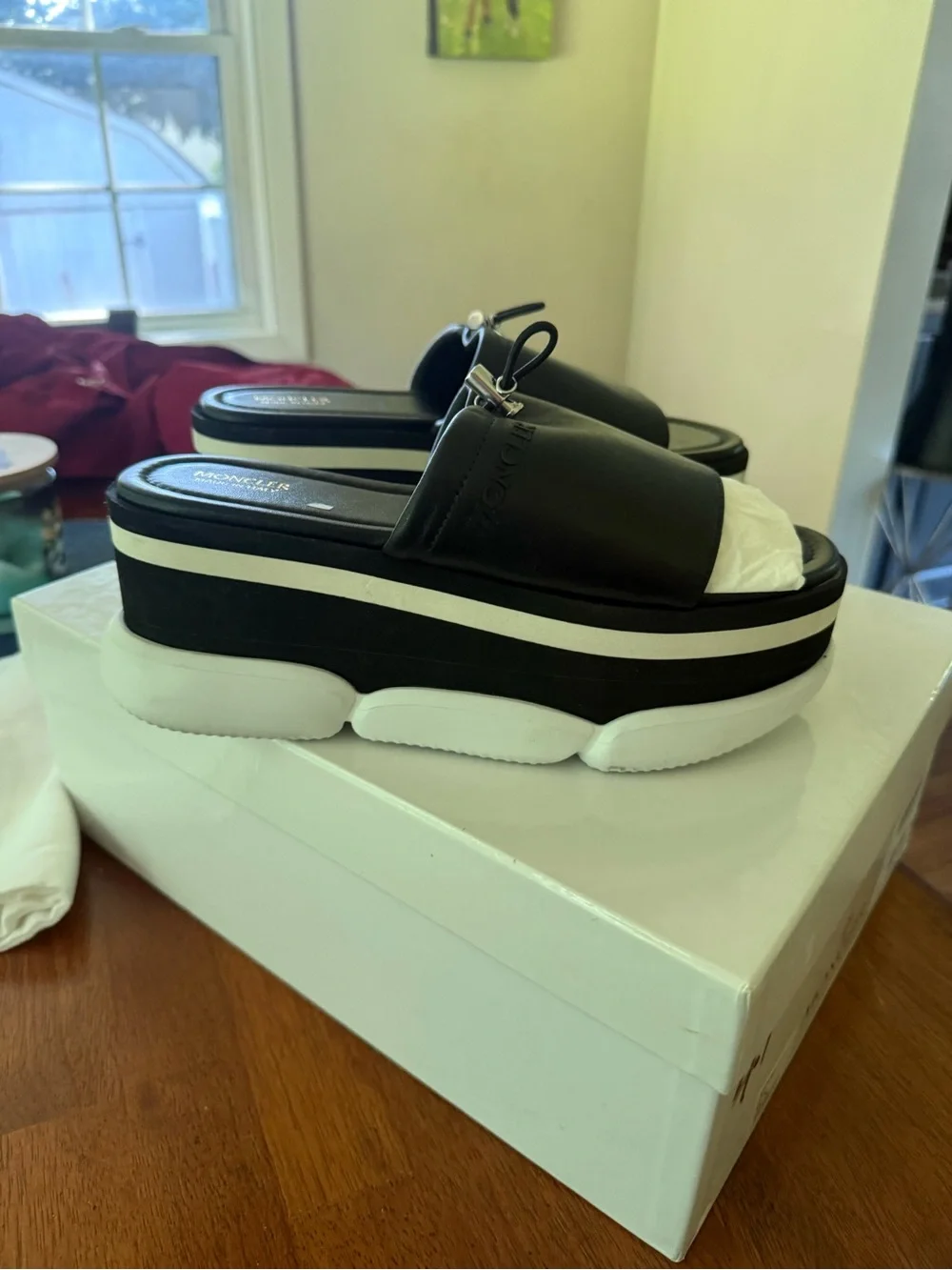 Gorgeous Guaranteed Authentic Moncler Zaira Platform Leather Slides